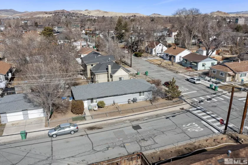 803 10th St, Sparks, Nevada 89431, ,Residential Income,For Sale,10th St,250002303