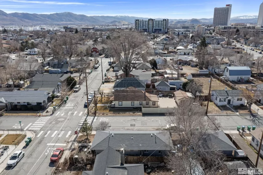 803 10th St, Sparks, Nevada 89431, ,Residential Income,For Sale,10th St,250002303