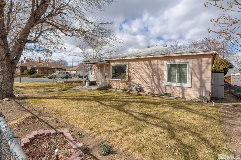 1858 I Street, Sparks, Nevada 89431, ,Residential Income,For Sale,I Street,250002586