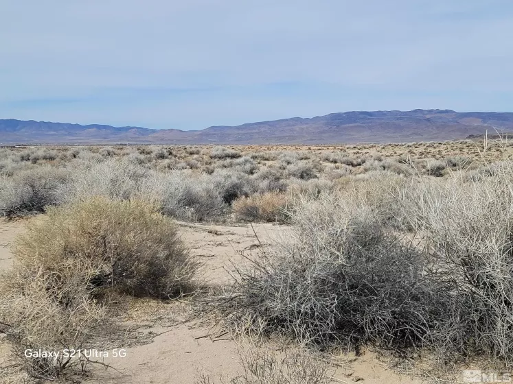 5240 E 2nd St, Silver Springs, Nevada 89429, ,Land,For Sale,E 2nd St,250002952