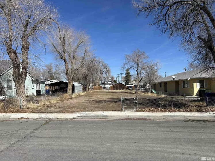 245 Fairview St, Fallon, Nevada 89406, ,Land,For Sale,Fairview St,250003079