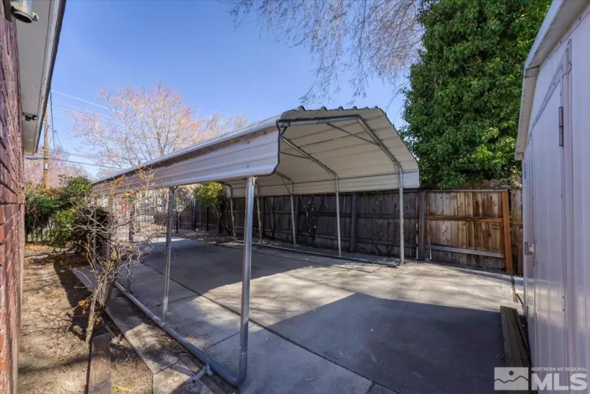 670 Casazza Dr., Reno, Nevada, 2 Bedrooms Bedrooms, ,1 BathroomBathrooms,Residential,For Sale,Casazza Dr.,250003090