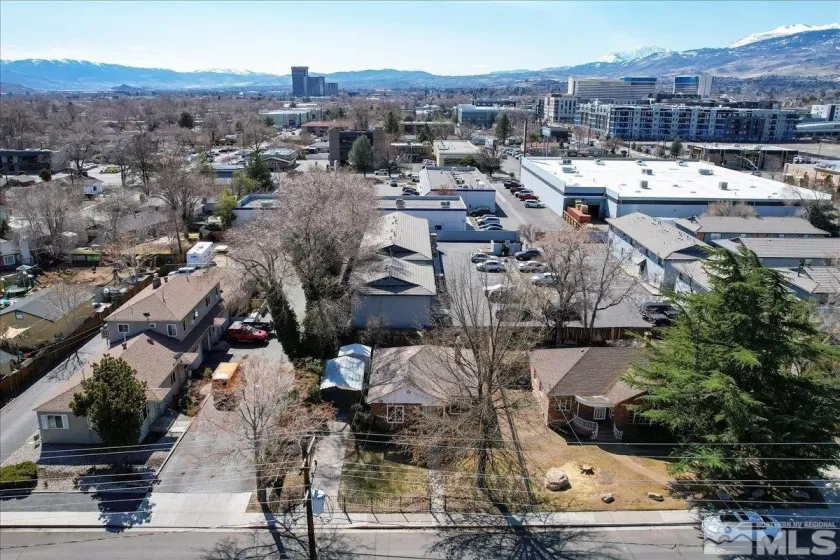 670 Casazza Dr., Reno, Nevada, 2 Bedrooms Bedrooms, ,1 BathroomBathrooms,Residential,For Sale,Casazza Dr.,250003090