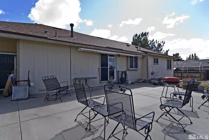 9415 Benedict, Sparks, Nevada, 3 Bedrooms Bedrooms, ,2 BathroomsBathrooms,Residential,For Sale,Benedict,250003153