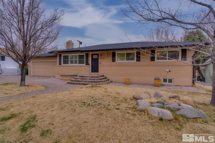 1015 Maplewood Dr., Reno, Nevada, 4 Bedrooms Bedrooms, ,3 BathroomsBathrooms,Residential,For Sale,Maplewood Dr.,250003155