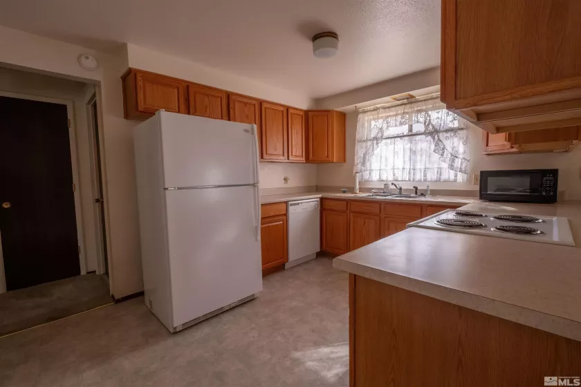 3408 Baker Dr., Carson City, Nevada 89701, 3 Bedrooms Bedrooms, ,2 BathroomsBathrooms,Residential,For Sale,Baker Dr.,250003332